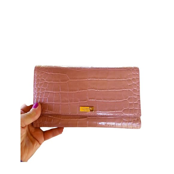 Kate spade NEW Embossed Phoenix Travel Wallet in Dusted Peony - Picture 1 of 6